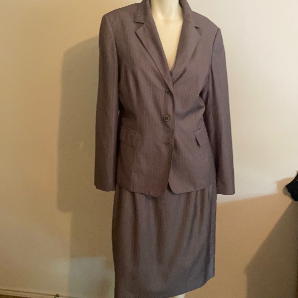 2 piece suit skirt & blazer